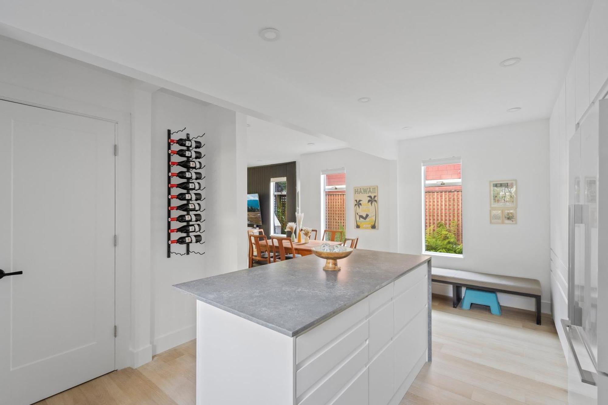 Modern Kitsilano 2 Bedroom Home With A Hot Tub Vancouver Exterior foto